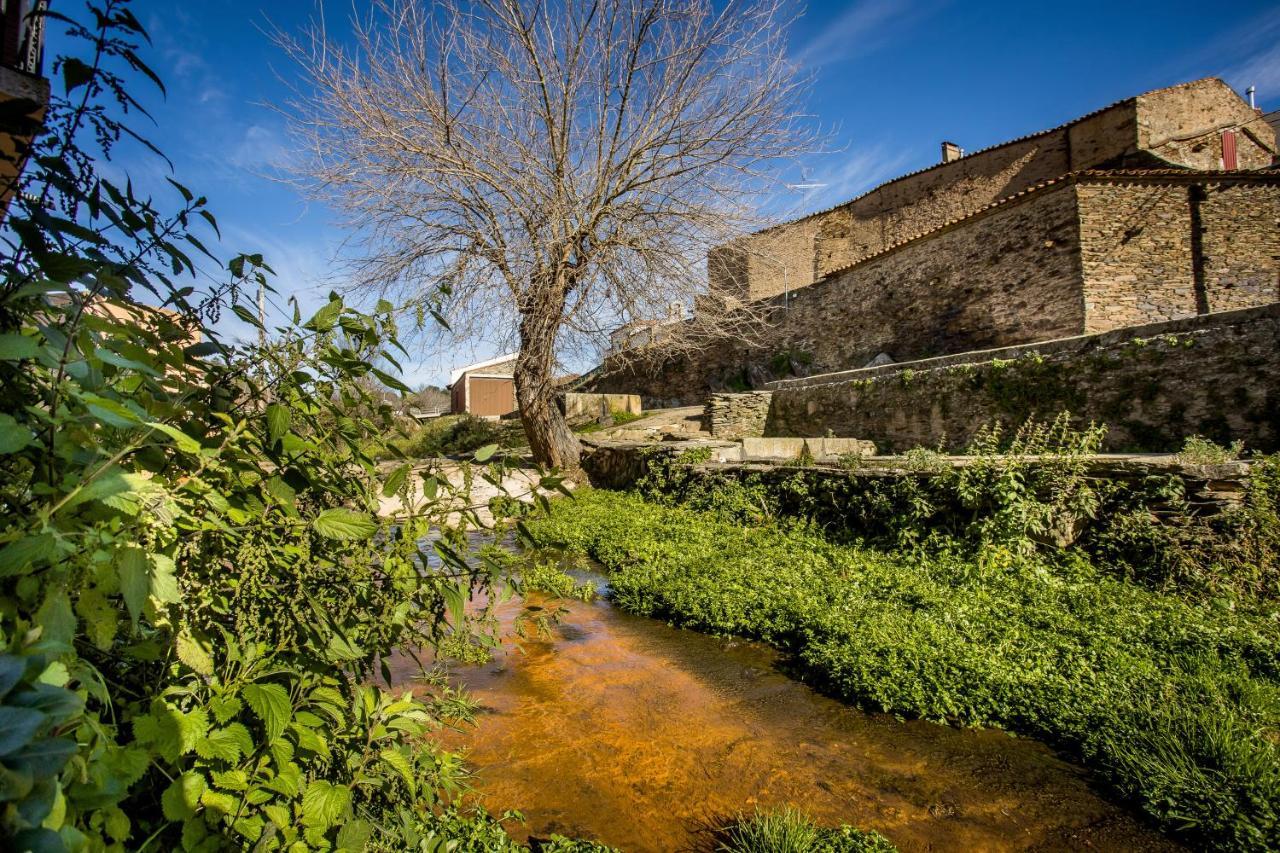 El Hogar Del Herrero Ahigal de los Aceiteros Dış mekan fotoğraf