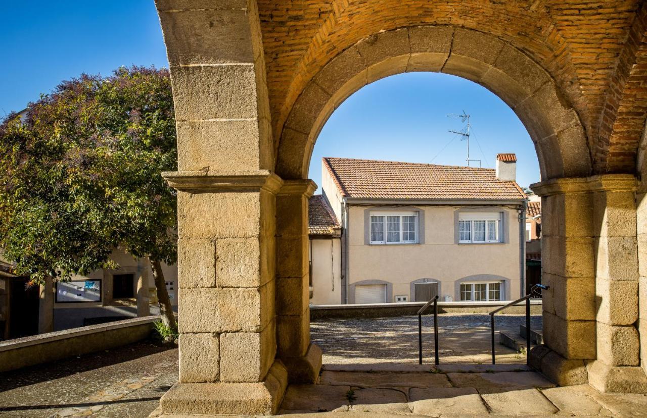 El Hogar Del Herrero Ahigal de los Aceiteros Dış mekan fotoğraf